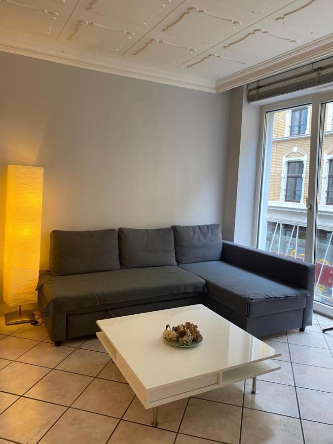 Central Shared Apartment, Friesenplatz Кёльн Экстерьер фото