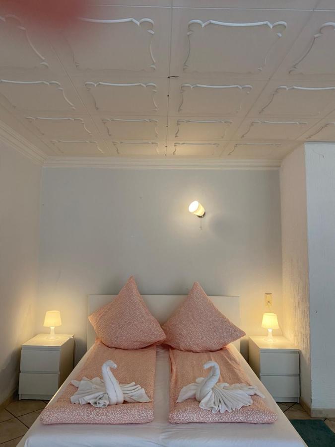 Central Shared Apartment, Friesenplatz Кёльн Экстерьер фото